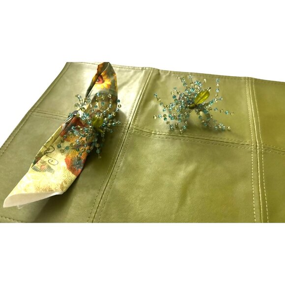 VINTAGE Pier One Beaded Napkin Rings Set Of 8 With Green & Blue Glass Beads - Picture 6 of 8